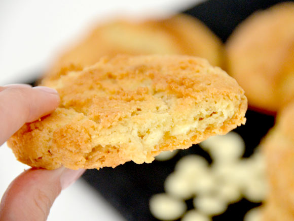 Koekjes met cocos en witte chocolade