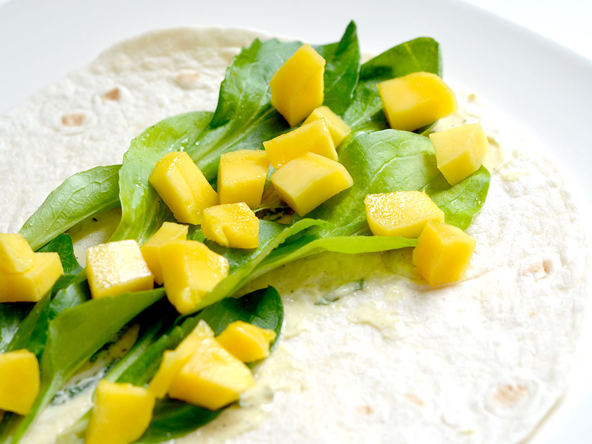 Wraps met mango, avocado en munt