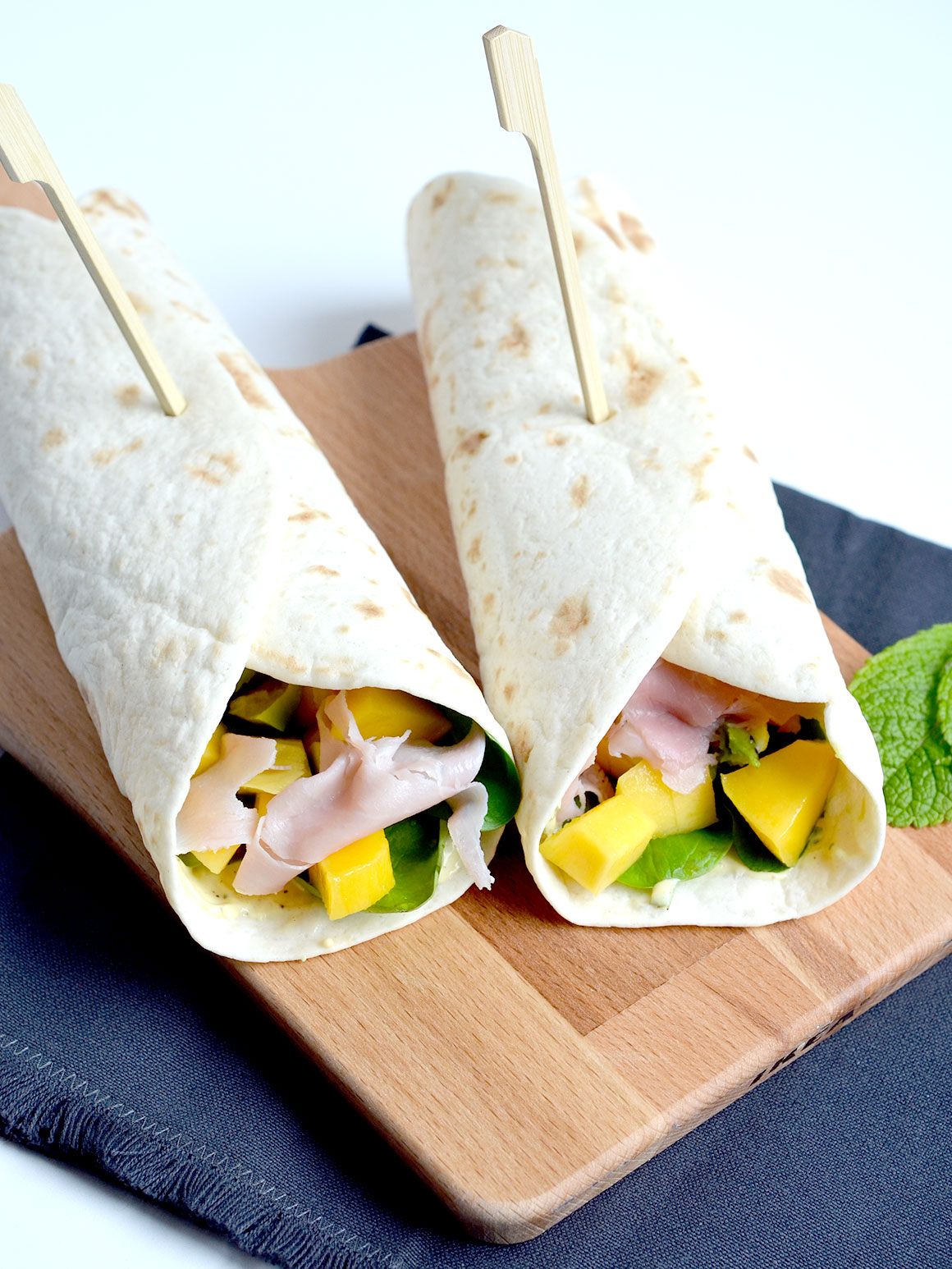 Wraps met mango, avocado en munt