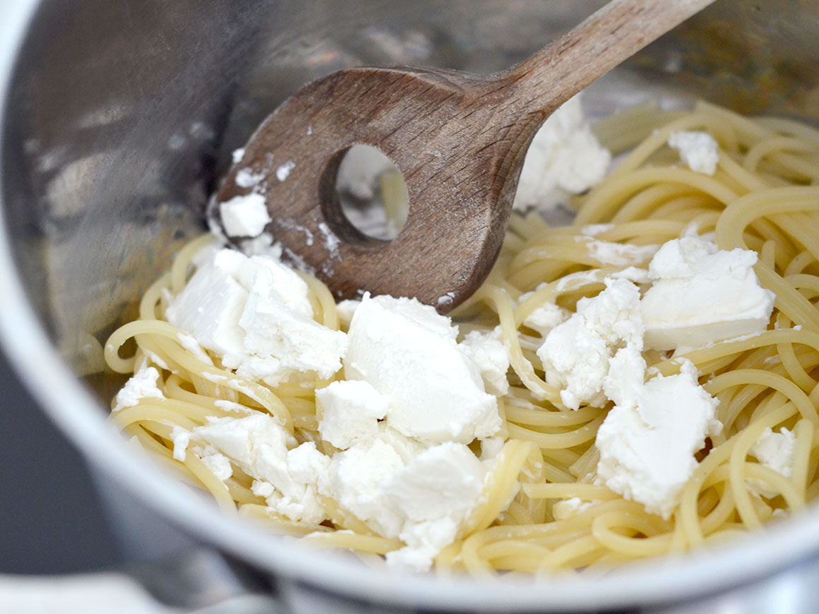 Hele simpele pasta met geitenkaas