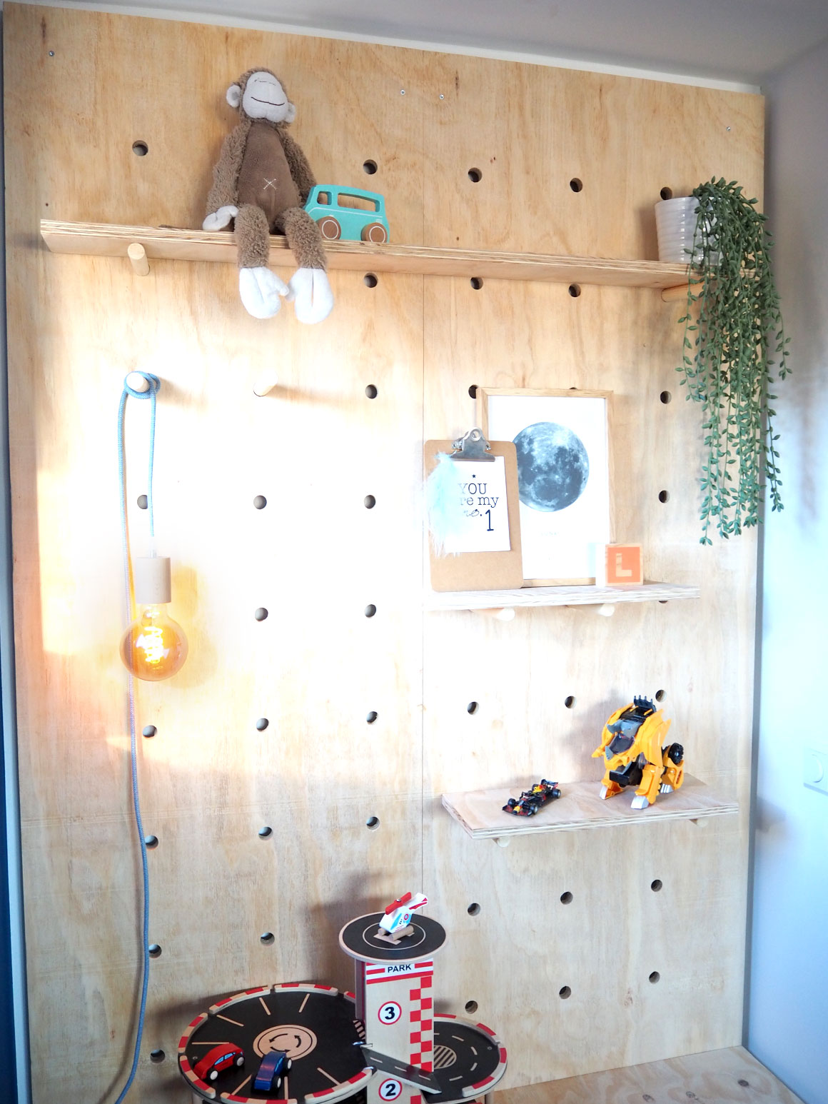 DIY: Groot pegboard