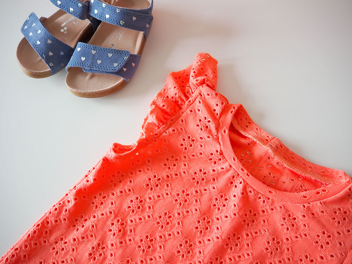 DIY: Meisjes topje met ruffles