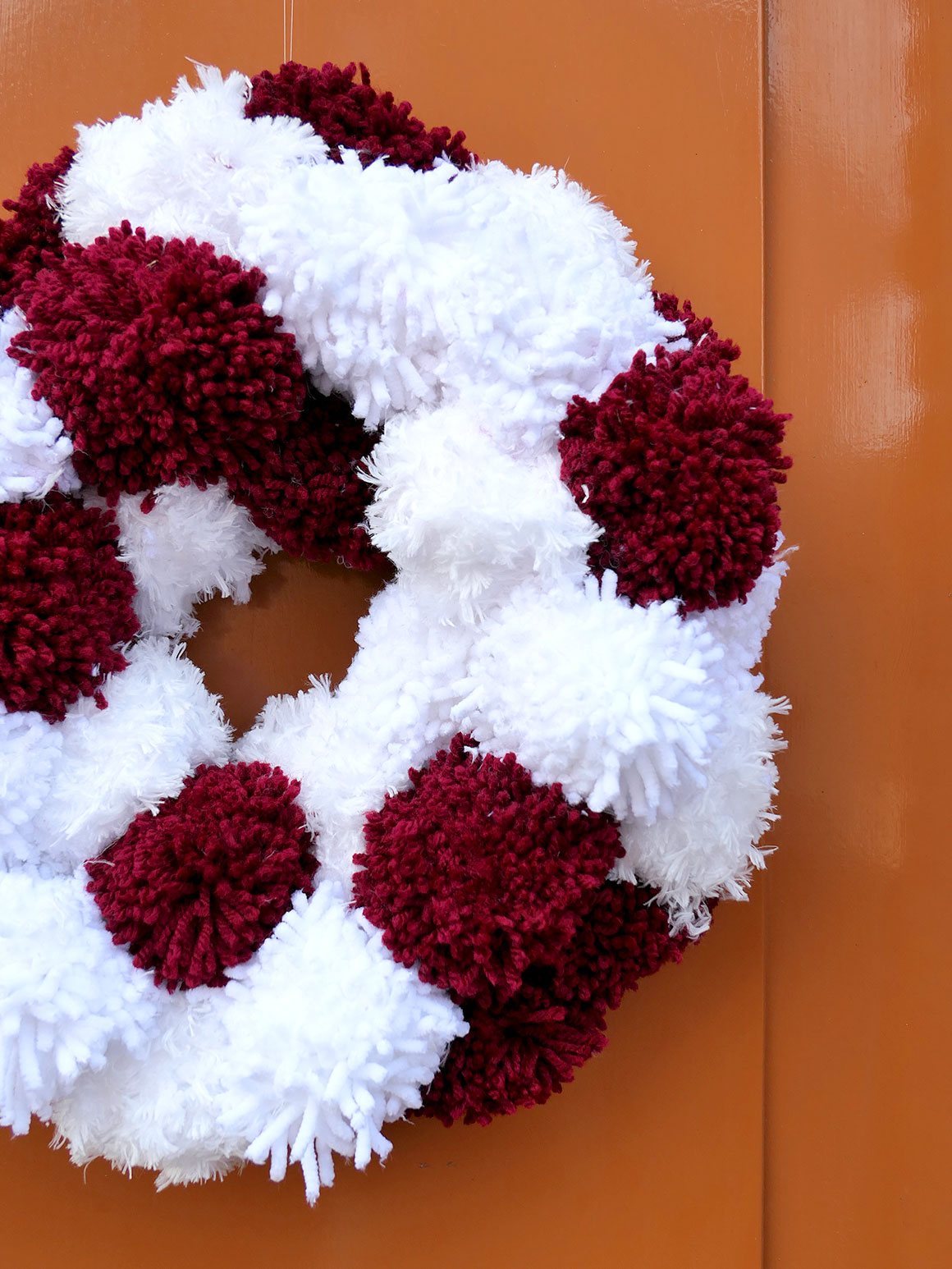 DIY: Kerstkrans van pompons