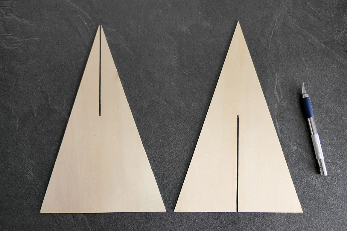 DIY: Minimalistische kerstboompjes van hout