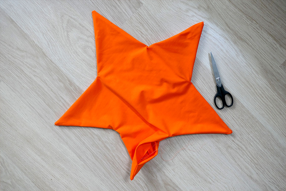 DIY: stervormig kussen voor de kinderkamer