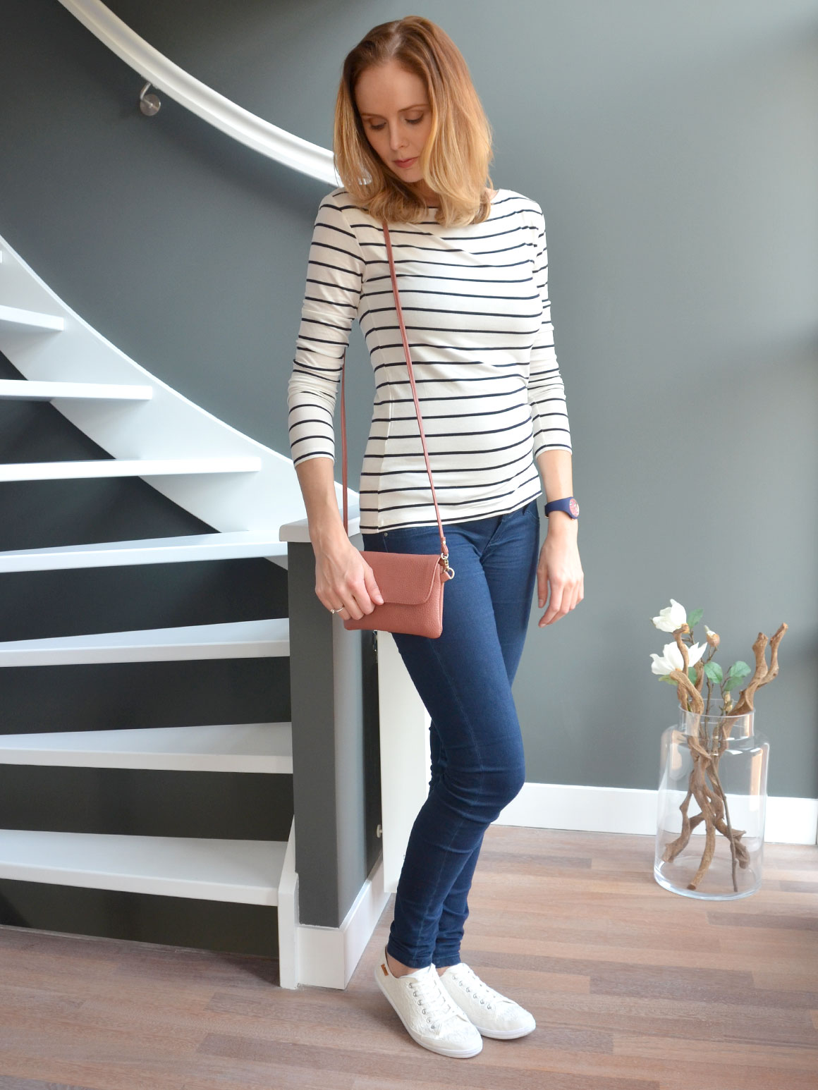 Outfit: Lace & Stripes